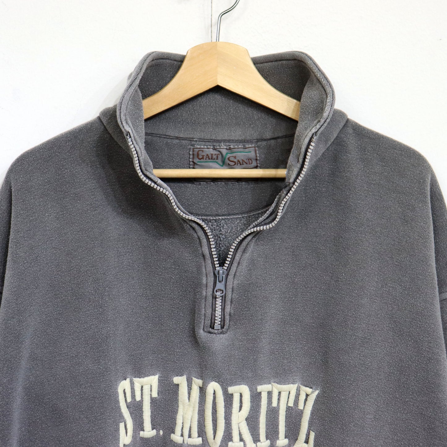 used : (Galt Sand) St.Moritz Half Zipp Sweat