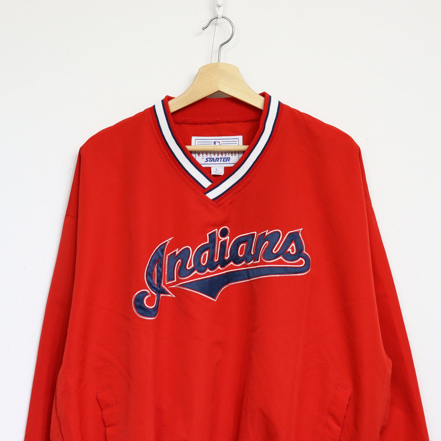 Used: (Starter) Indians Stadium JK [Scratches on the hem]