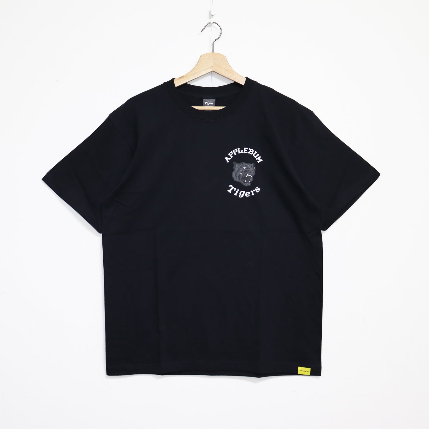 APPLEBUM : "Black Tiger" T-shirt [Gray]