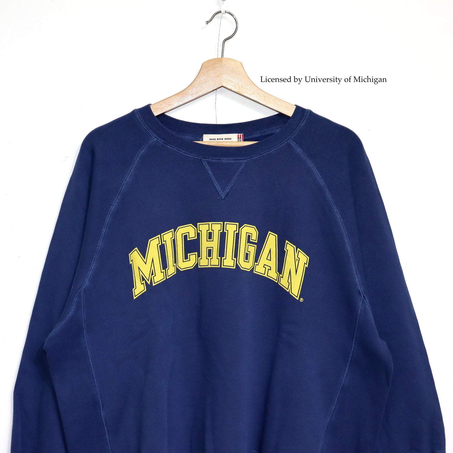 GOOD ROCK SPEED: University of Michigan | RAGLAN SWEAT