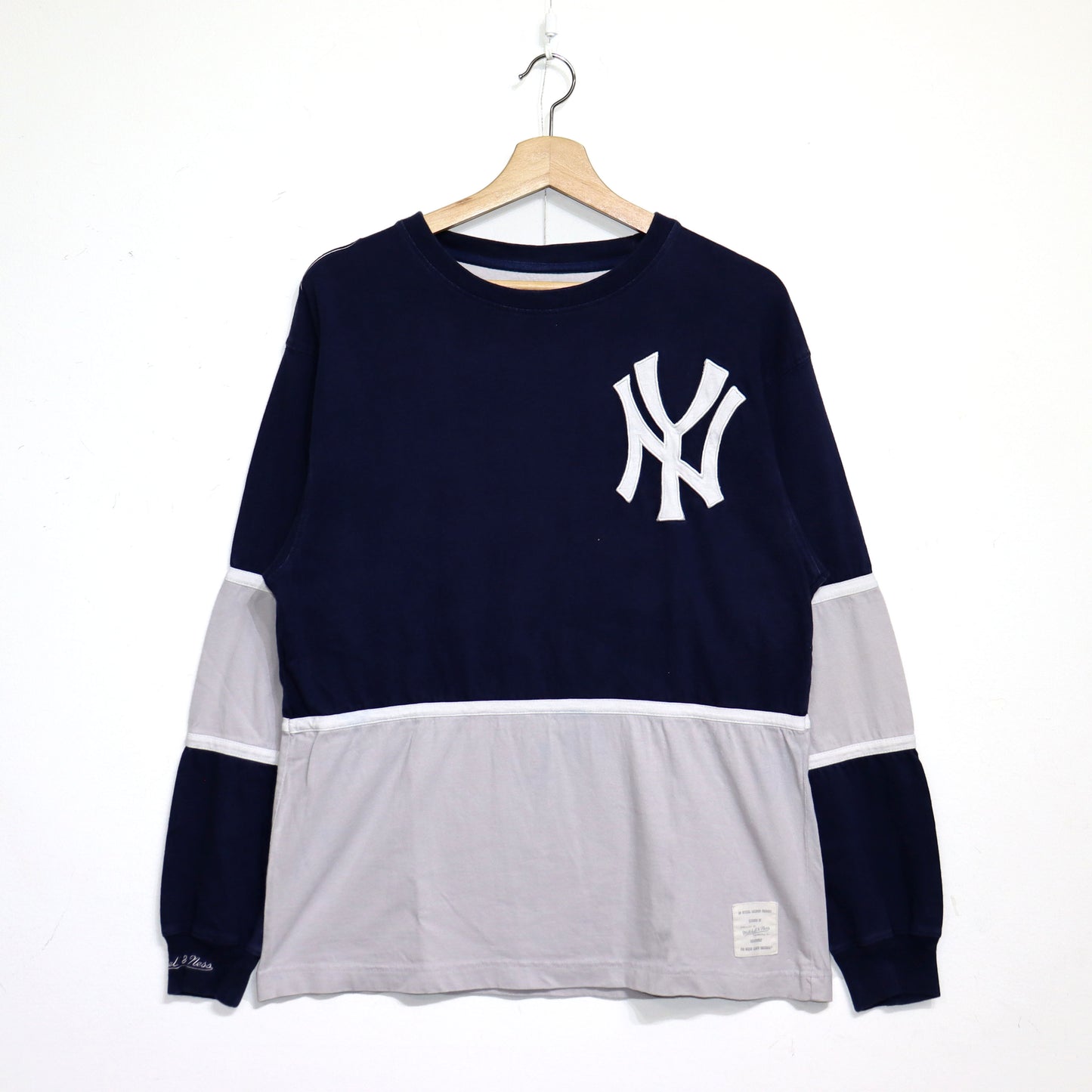 used : (Mitchell&Ness) NY Yankees 2Tone L/S Tee