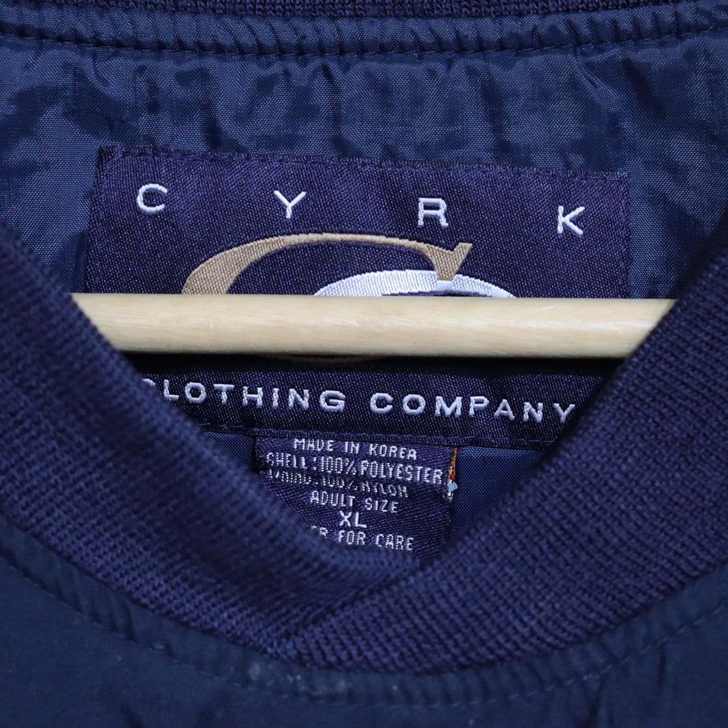 used : (CYRK) M&M Pullover